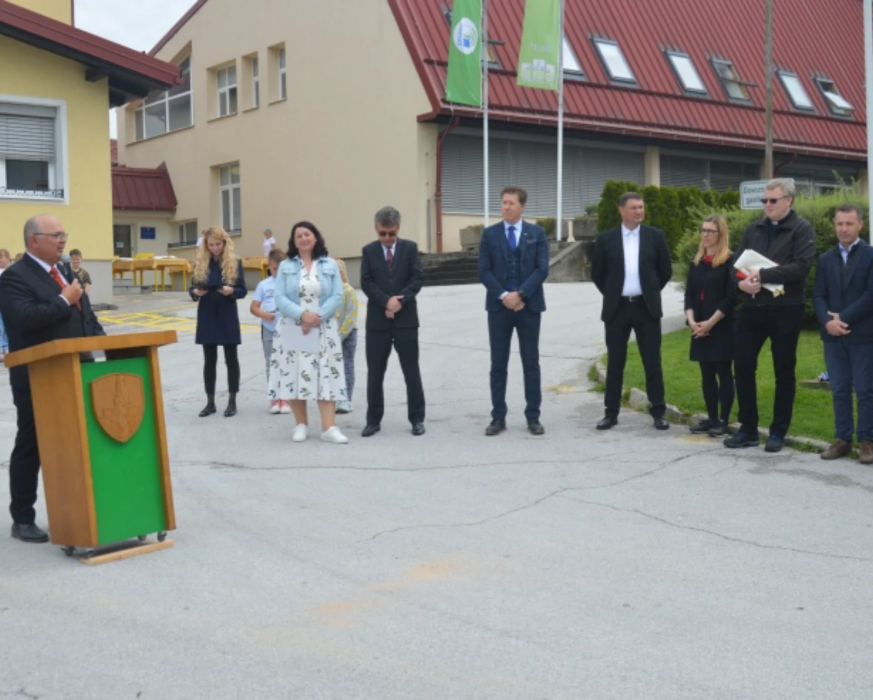 Lenart z novo šolsko pridobitvijo: trajnostni prizidek OŠ Lenart odpira vrata sodobnemu učenju